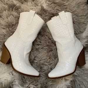 Jessie James decker vivi justfab boots